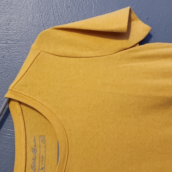 ⭐️5/$20⭐️Eddie Bauer tee - Picture 3 of 4
